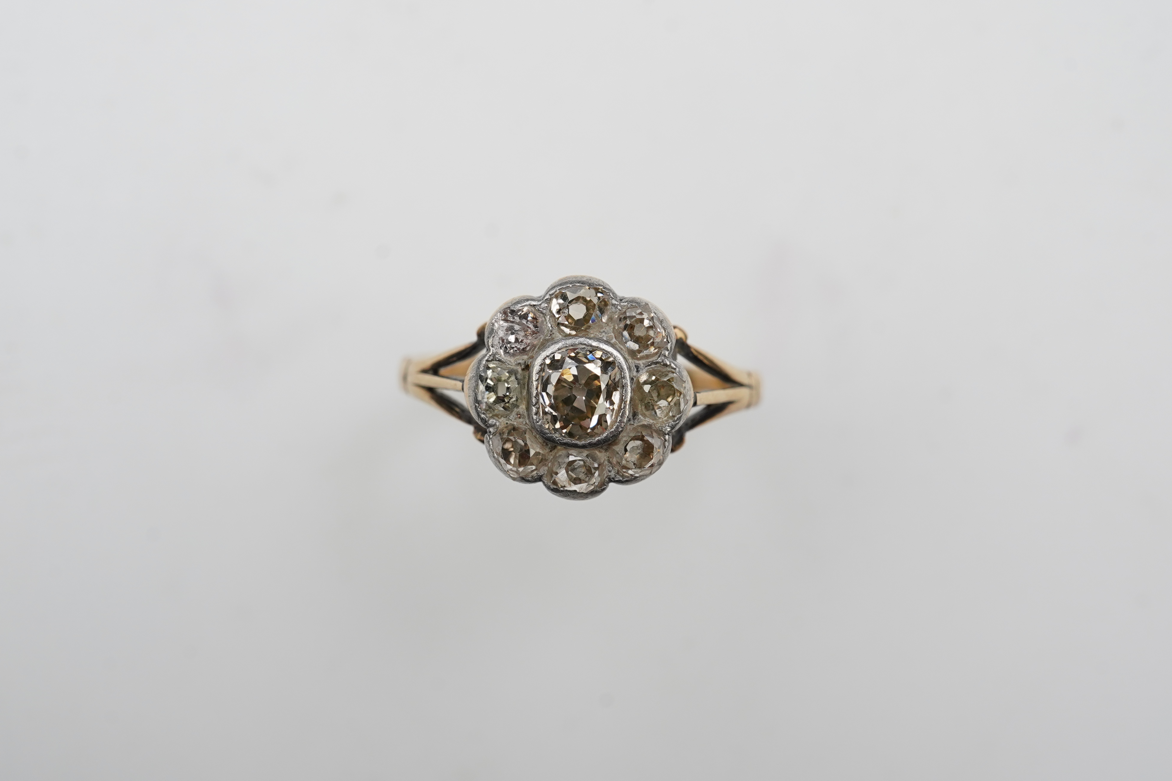 A diamond cluster ring, early 20th century